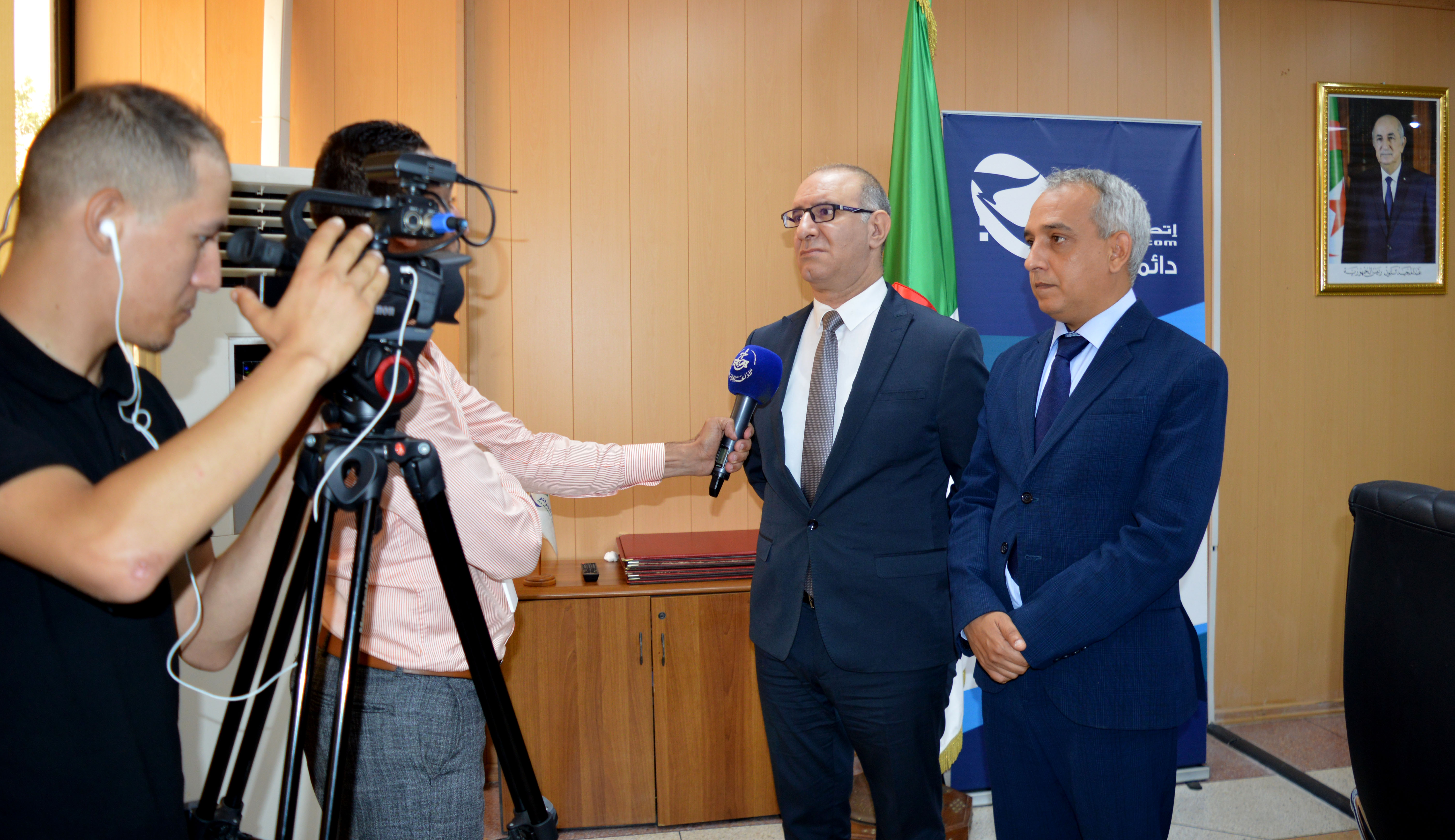 الإذاعة الجزائرية تبرم اتفاقية شراكة مع اتصالات الجزائر