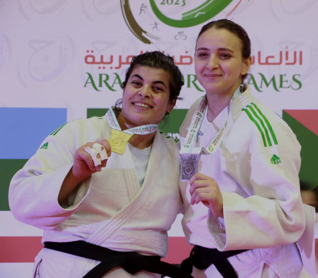 المصارعون الجزائريون يواصلون تألقهم