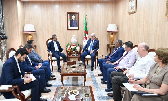 بوغالي يستقبل سفير إيران بالجزائر
