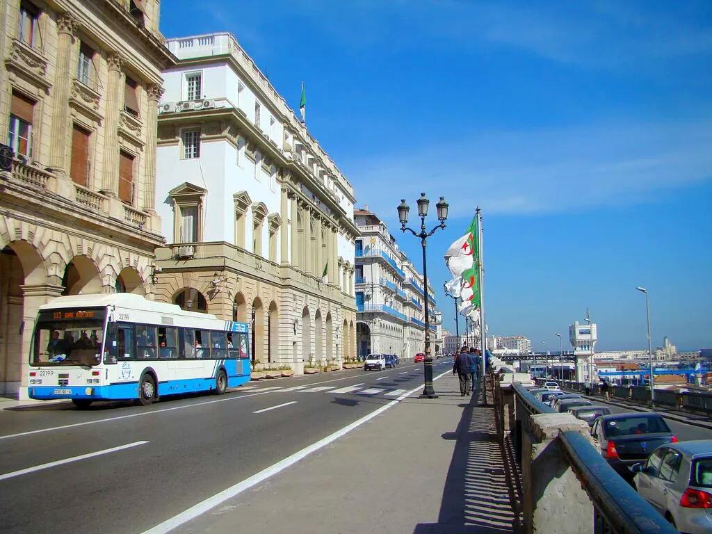 شوارع العاصمة-عيد الاستقلال