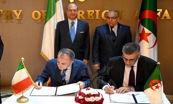 توقيع اتفاقية تعاون بين وكالة الأنباء الإيطالية "أجانسيا نوفا" ووكالة الأنباء الجزائرية