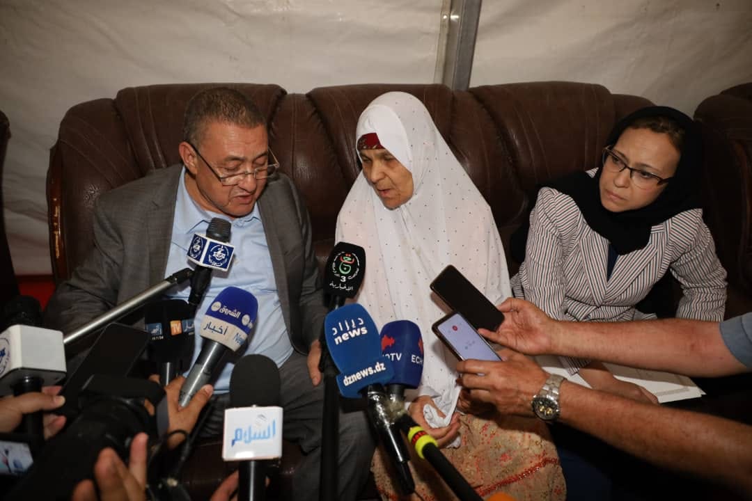 بتكليف من رئيس الجمهورية، السيد مراد يقدم التعازي لعائلتي شهيدي الواجب بميلة وسطيف