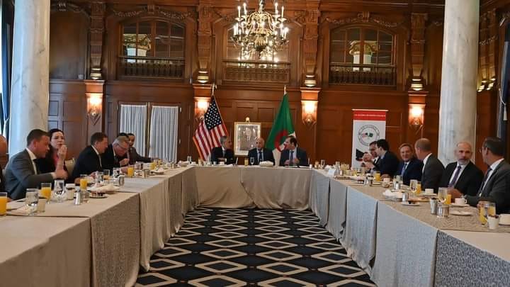 السيد عطاف يلتقي بواشنطن مع متعاملين اقتصاديين ورجال أعمال أمريكيين