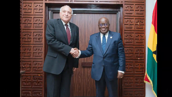 أحمد عطاف يبلغ الرئيس الغاني رسالة من نظيره الجزائري حول الازمة في النيجر