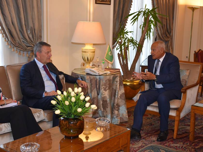 الجامعة العربية تبحث مع أونروا أوضاع اللاجئين الفلسطينيين والتحديات المالية