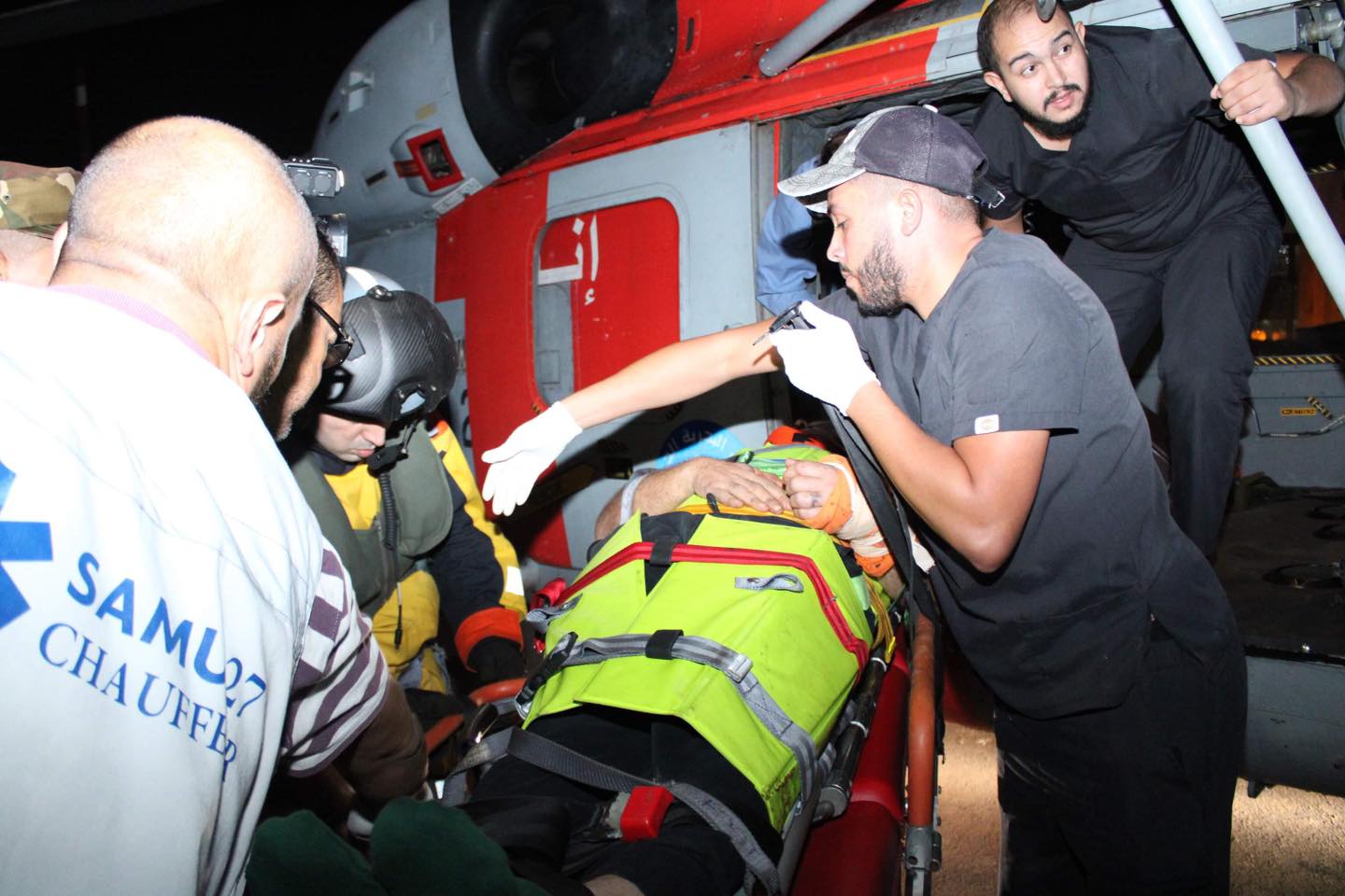 إجلاء صحي لبحار تركي تعرض لسقوط خطير