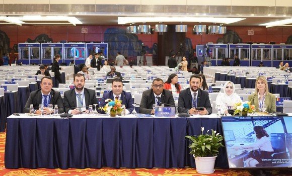 المؤتمر الدولي التاسع للشباب البرلماني: إبراز جهود الجزائر في التحول الرقمي وترقية مشاريع الابتكار