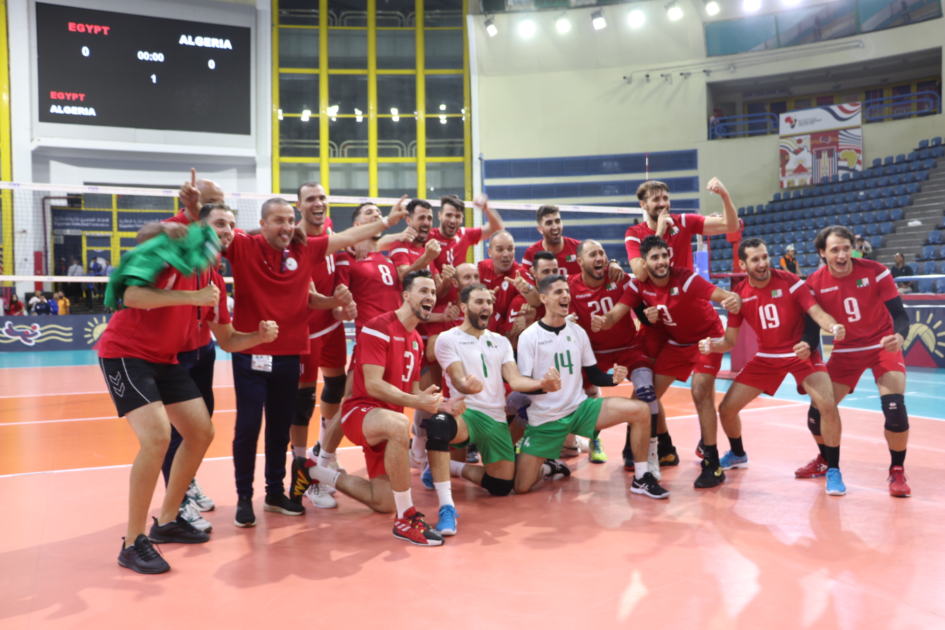 النتخب الوطني للكرة الطارة