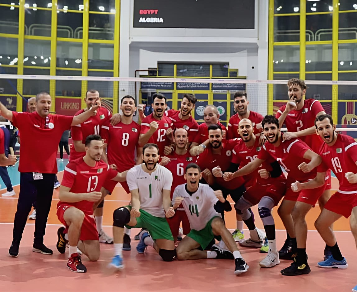 المنتخب الوطني للكرة الطائرة