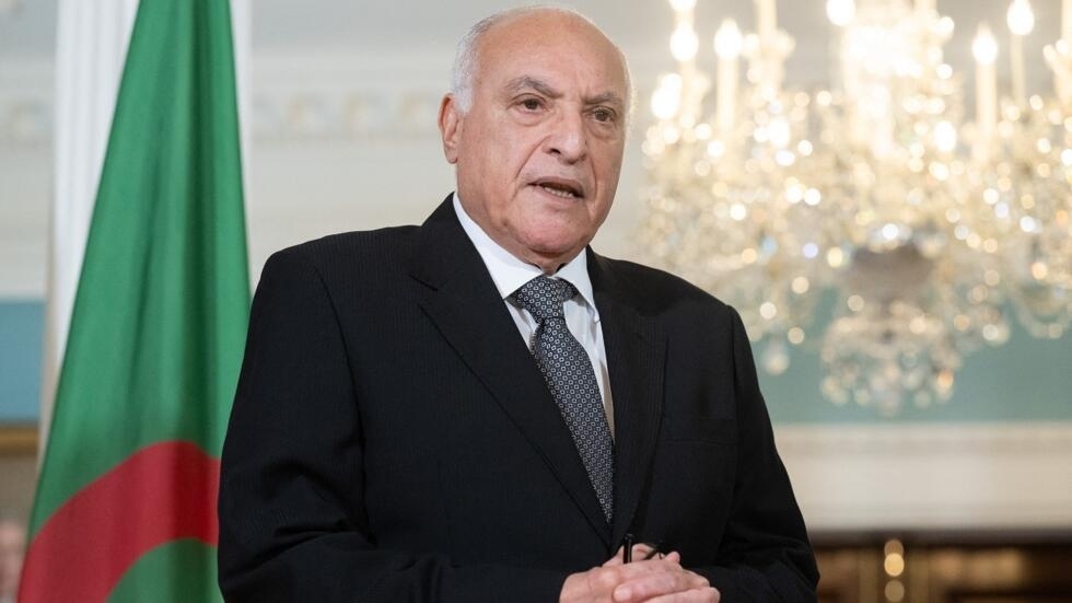 السيد عطاف يحل اليوم بالمجر في زيارة عمل