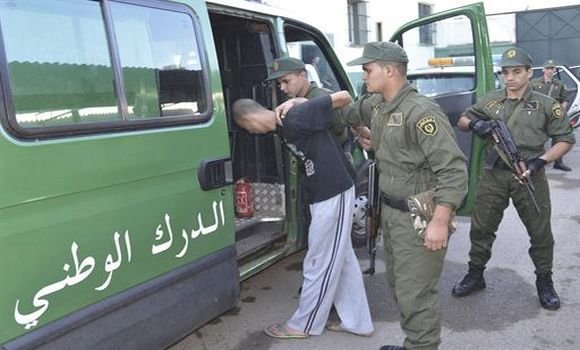 توقيف شخصين وحجز كمية معتبرة من المخدرات بالعاصمة