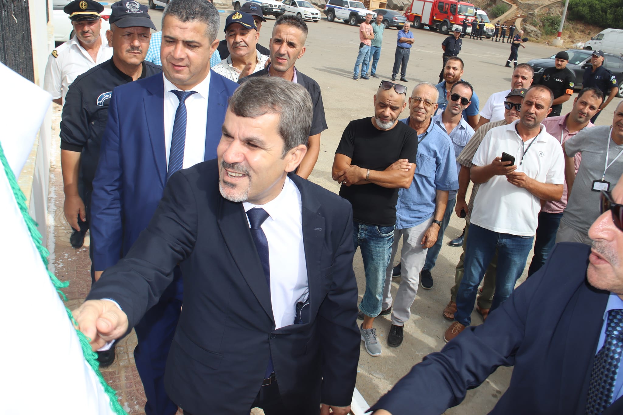 2    MINISTRE