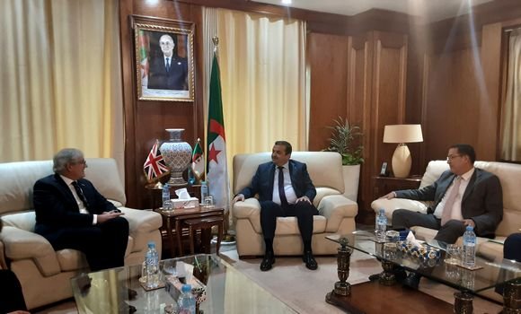 وزير الطاقة والمناجم محمد عرقاب