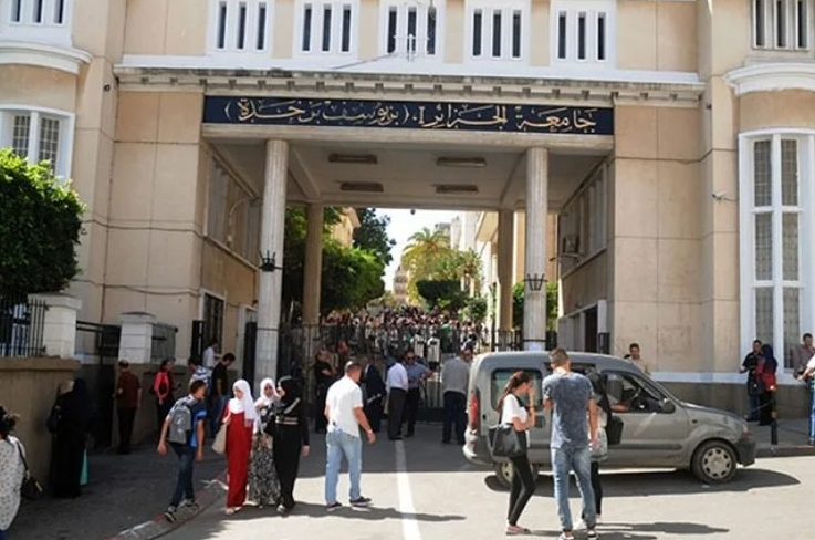 أزيد من مليون و676 ألف طالب يلتحقون اليوم   بالجامعات