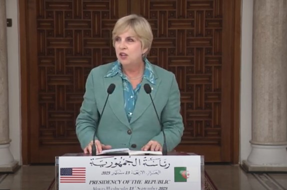 سفيرة الولايات المتحدة