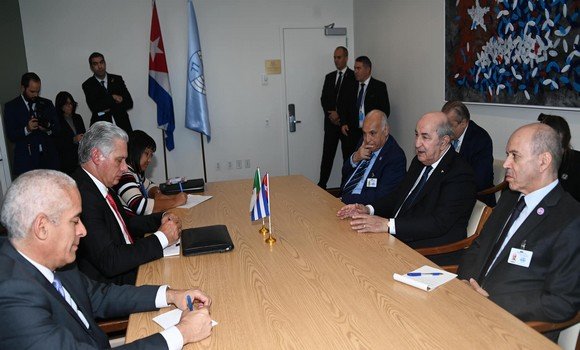 رئيس الجمهورية يتحادث بنيويورك مع نظيره الكوبي