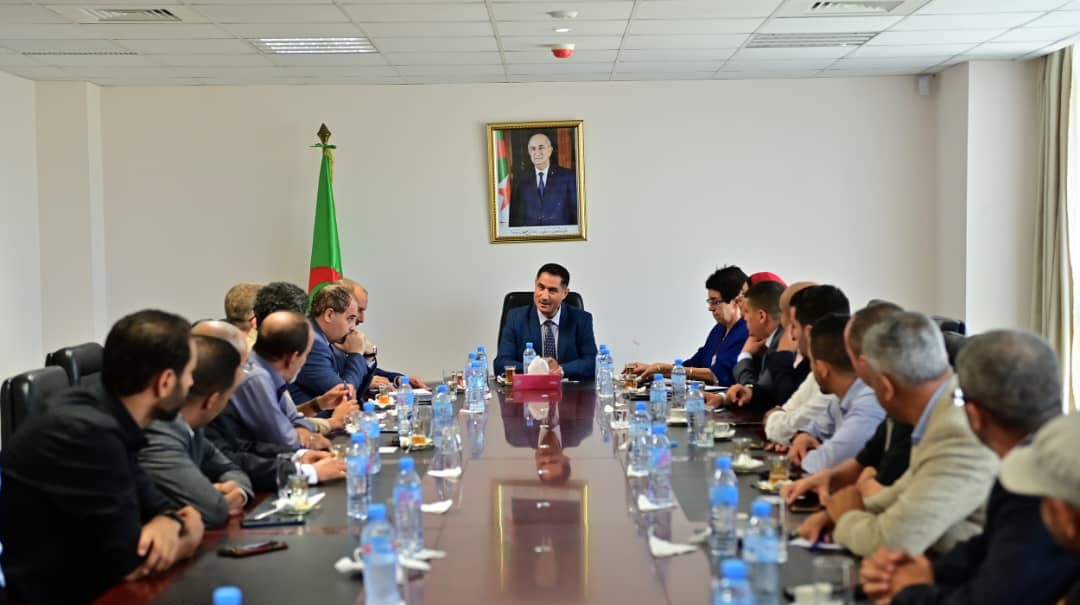 وزير الاتصال-المواقع الإلكترونية