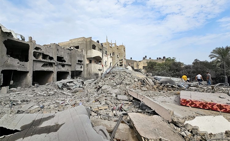 اشتباكات مع قوات جيش الاحتلال على المشارف الجنوبية لمدينة غزة تمنعه من التوغل برا في المنطقة 