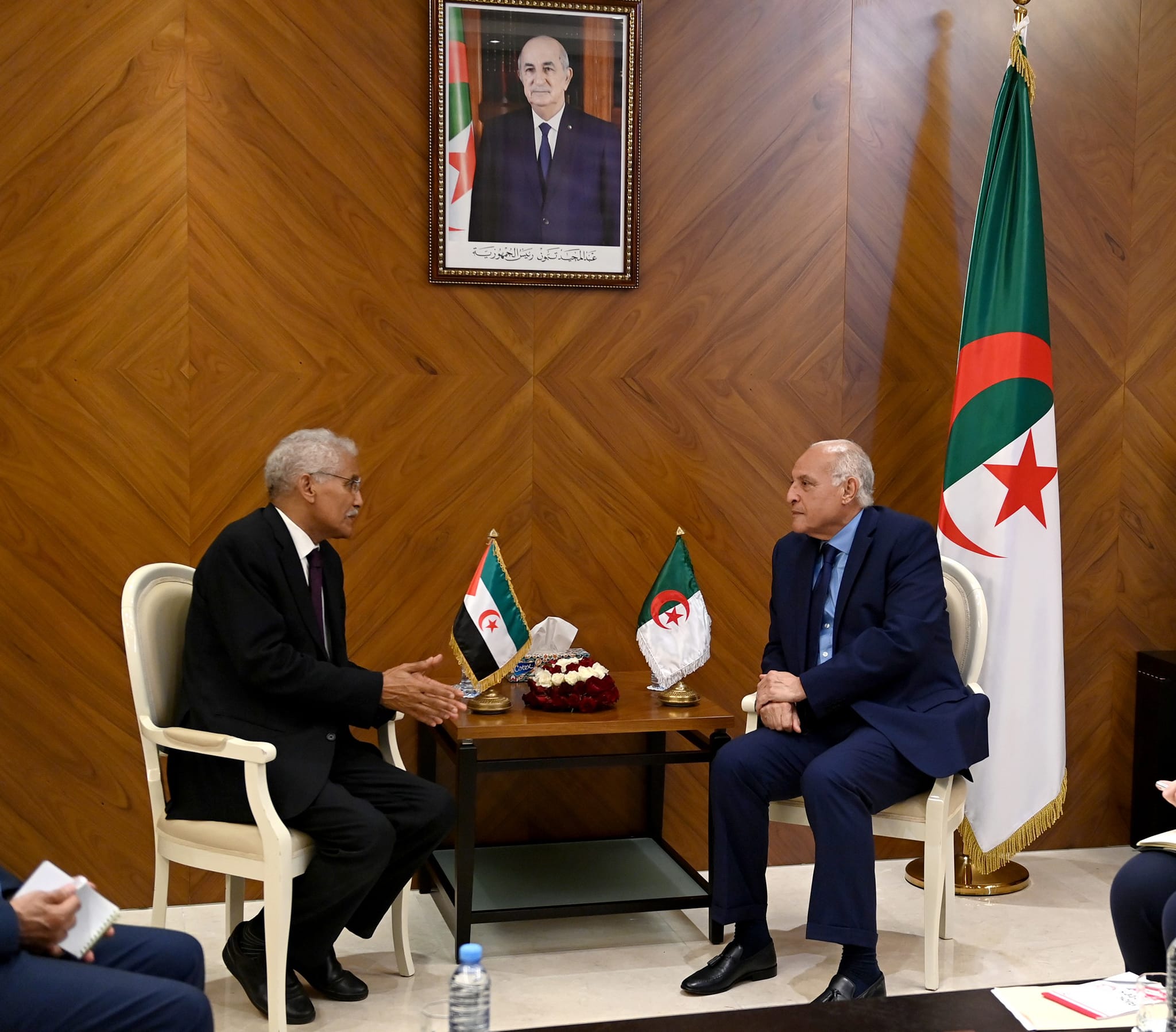 السيد عطاف يستقبل نظيره الصحراوي  