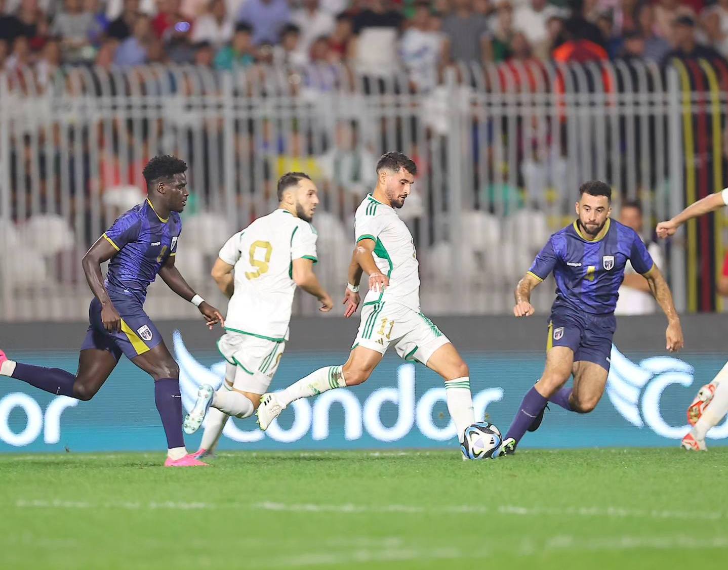 الجزائر تفوز على الرأس الاخضر (5-1)