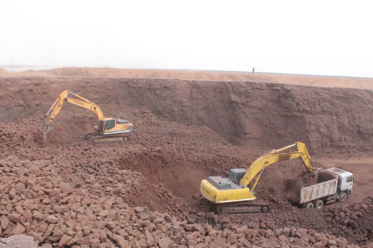 مشروع مركب الحديد والصلب ببشار