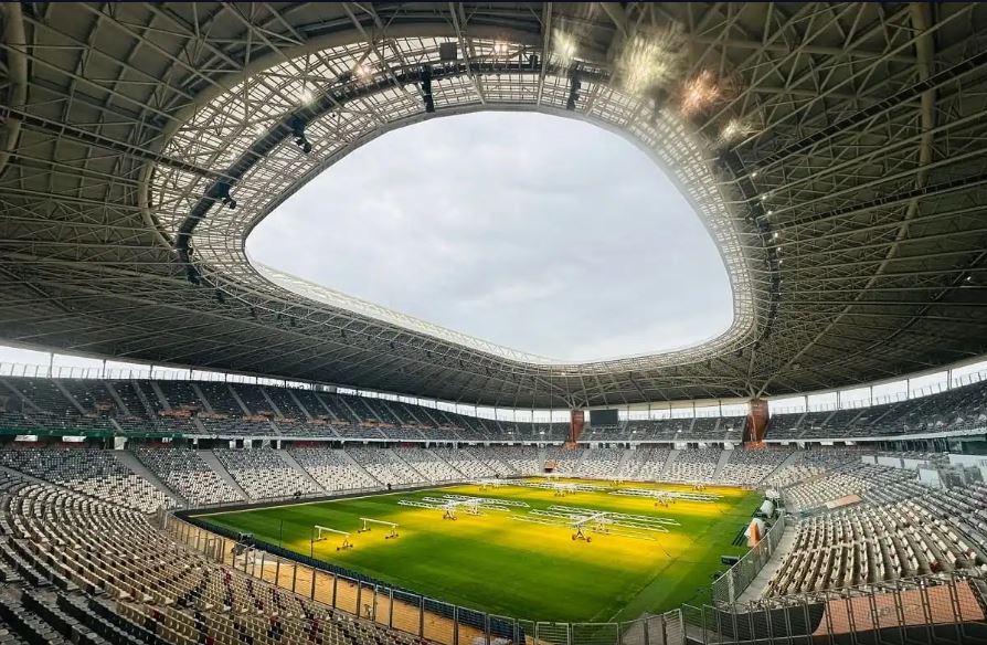 ملعب نيلسون مانديلا