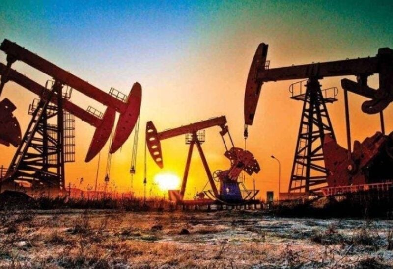 النفط يهبط أكثر من دولارين مع انحسار مخاوف الشرق الأوسط
