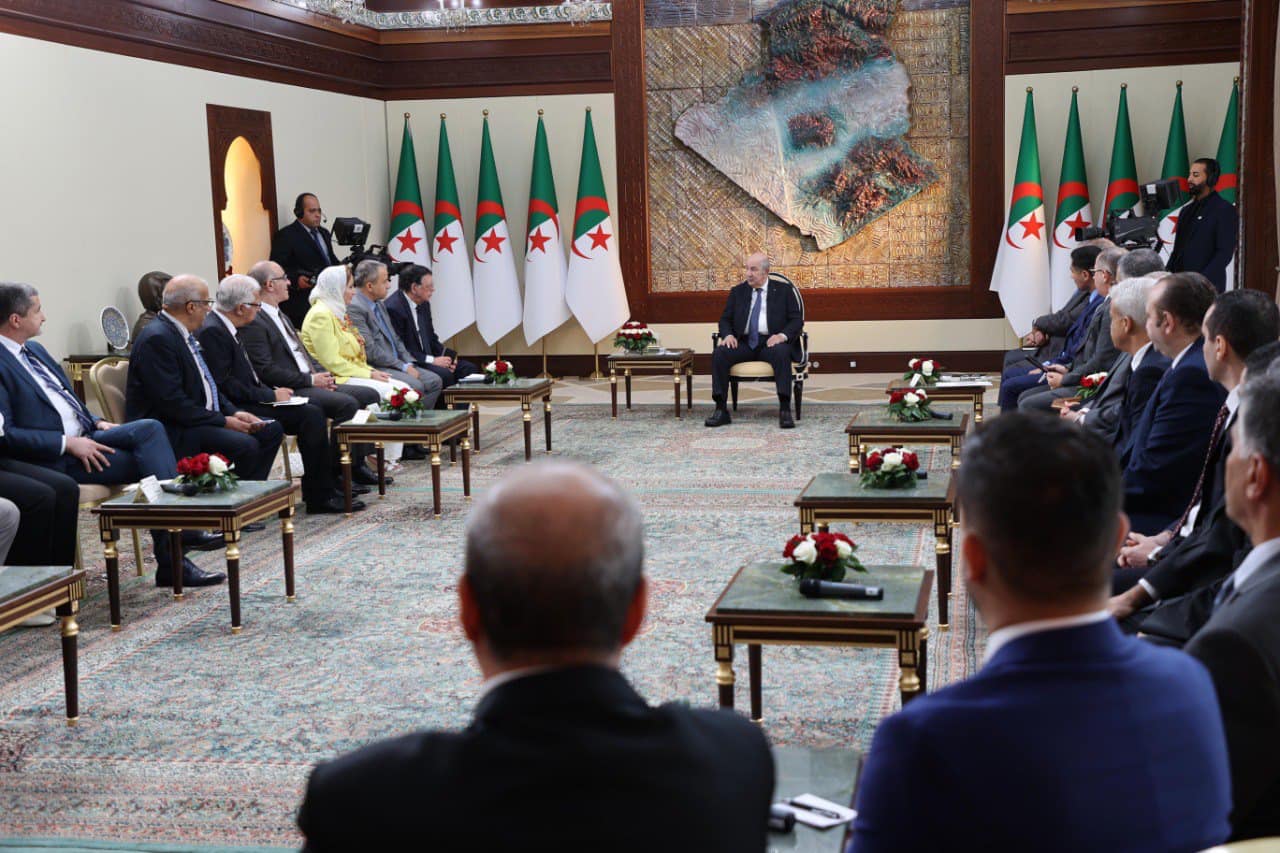 رئيس الجمهورية-وسائل الاعلام