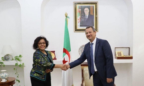 رخروخ يبحث مع المديرة التنفيذية لوكالة التنمية للاتحاد الأفريقي سبل تعزيز التعاون