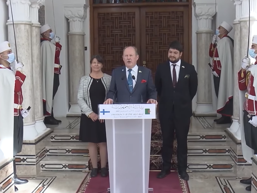 سفير فنلندا