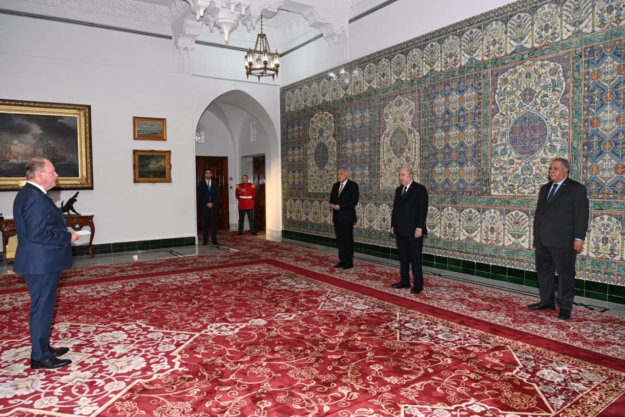 رئيس الجمهورية يتسلم أوراق اعتماد 4 سفراء جدد