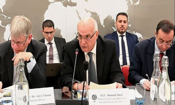 عطاف في بريطانيا