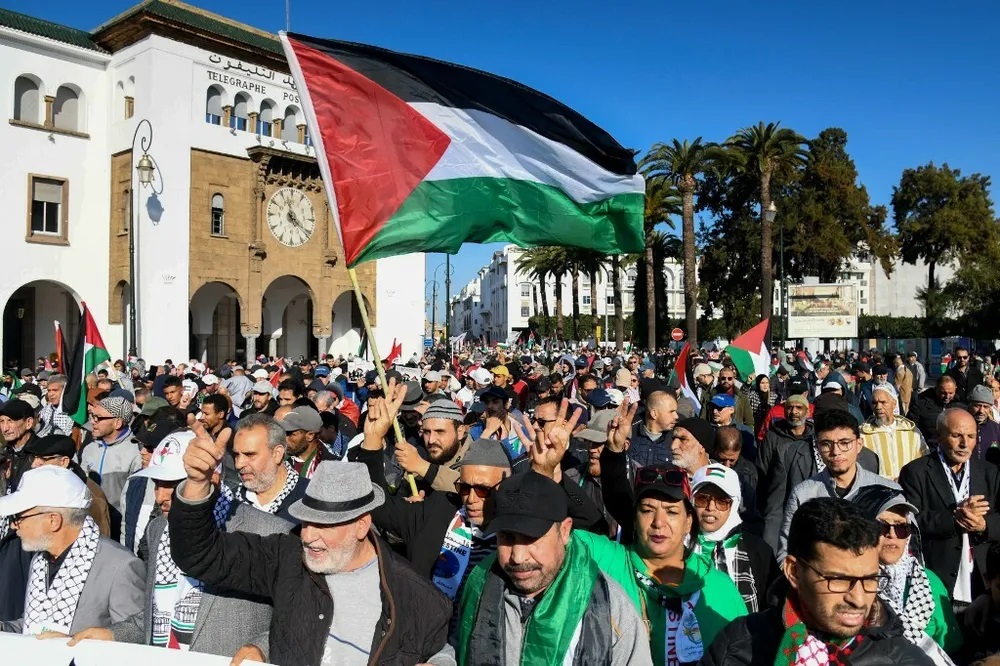Imposante marche à Rabat pour exiger la fin de la normalisation avec l'entité sioniste