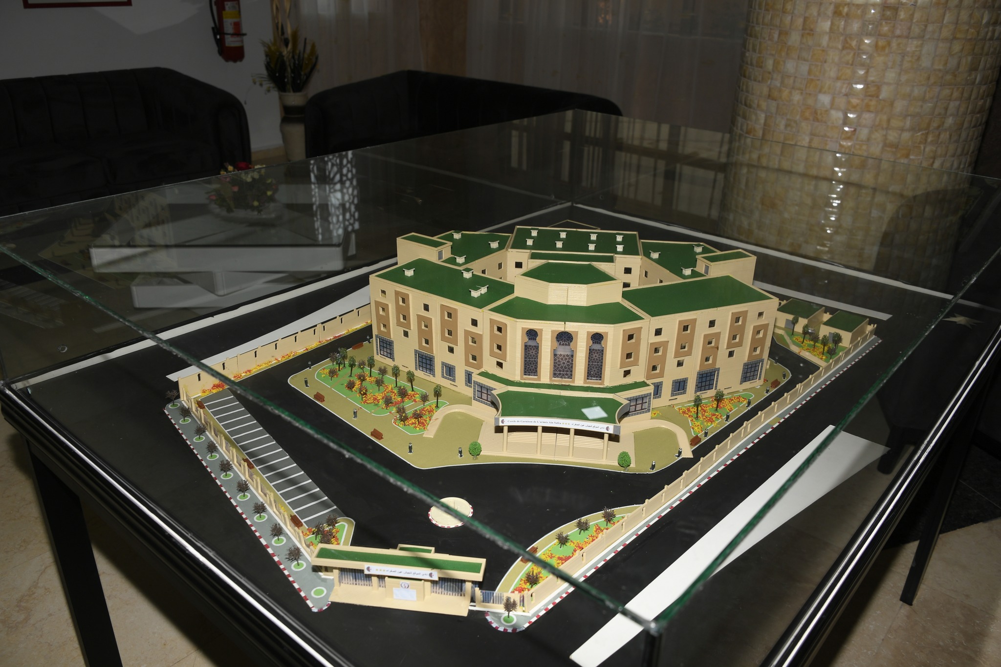 الفريق أول السعيد شنقريحة يشرف على تدشين نادي الموقع للجيش الوطني الشعبي بعين الصفراء