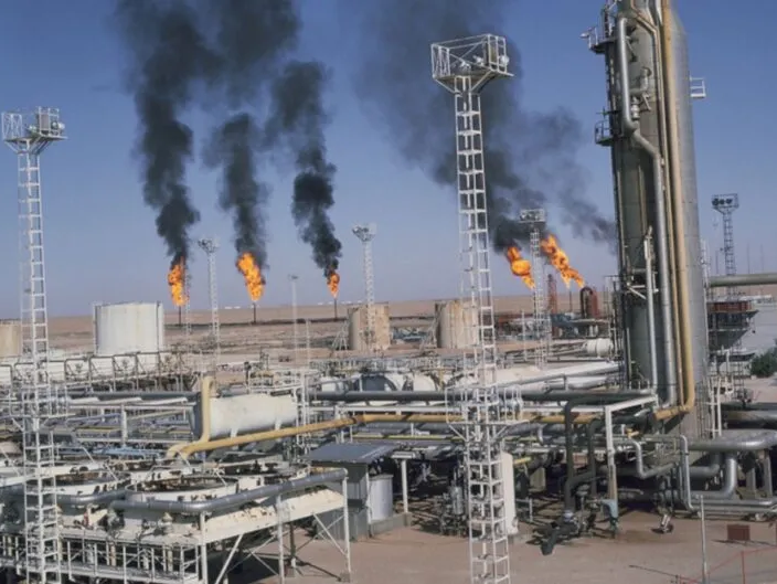 محطة لتكرير البترول بحاسي مسعود