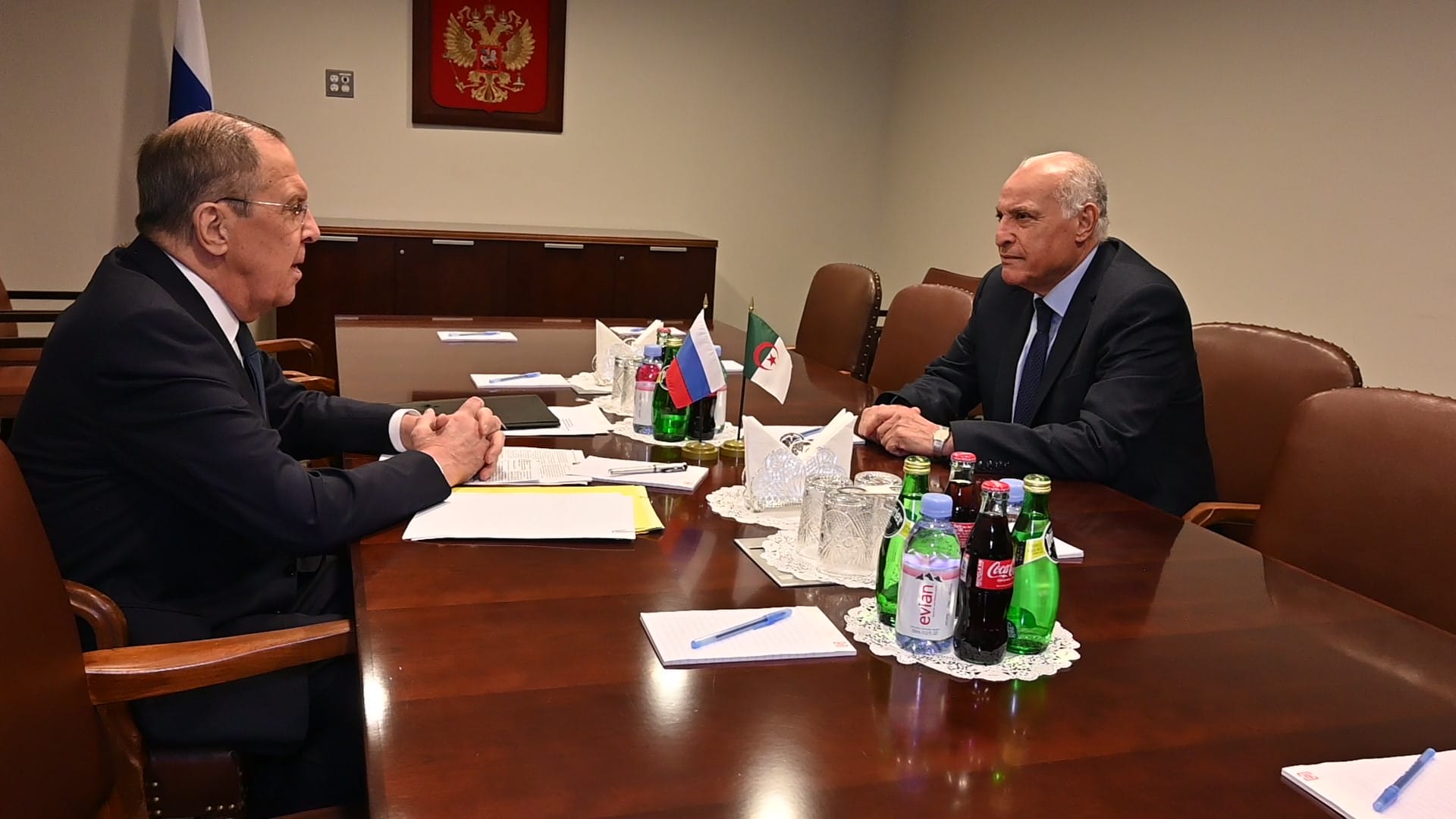 عطاف بنيورك