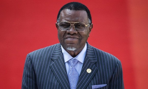 رئيس ناميبيا حاجي جينجوب