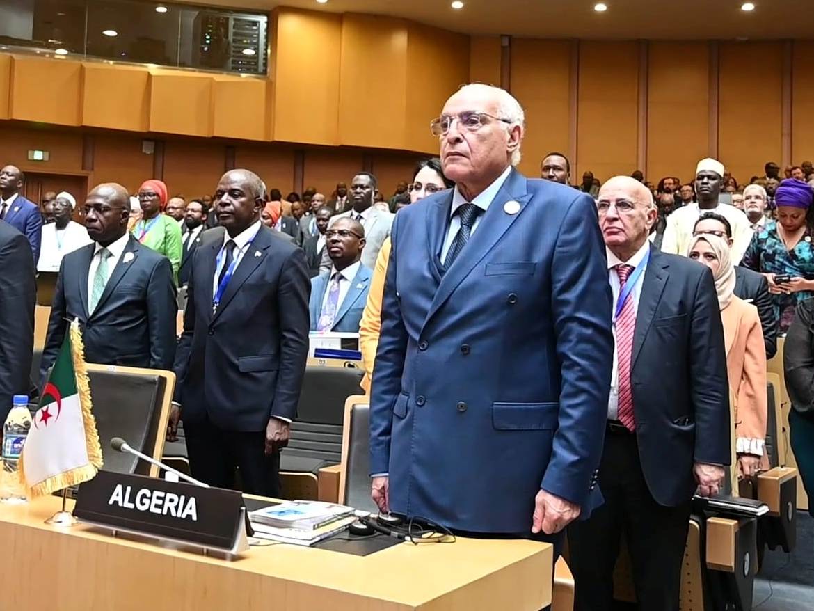 Représentant le président de la République, Attaf participe au 37e Sommet de l'Union Africaine | Radio Algérienne