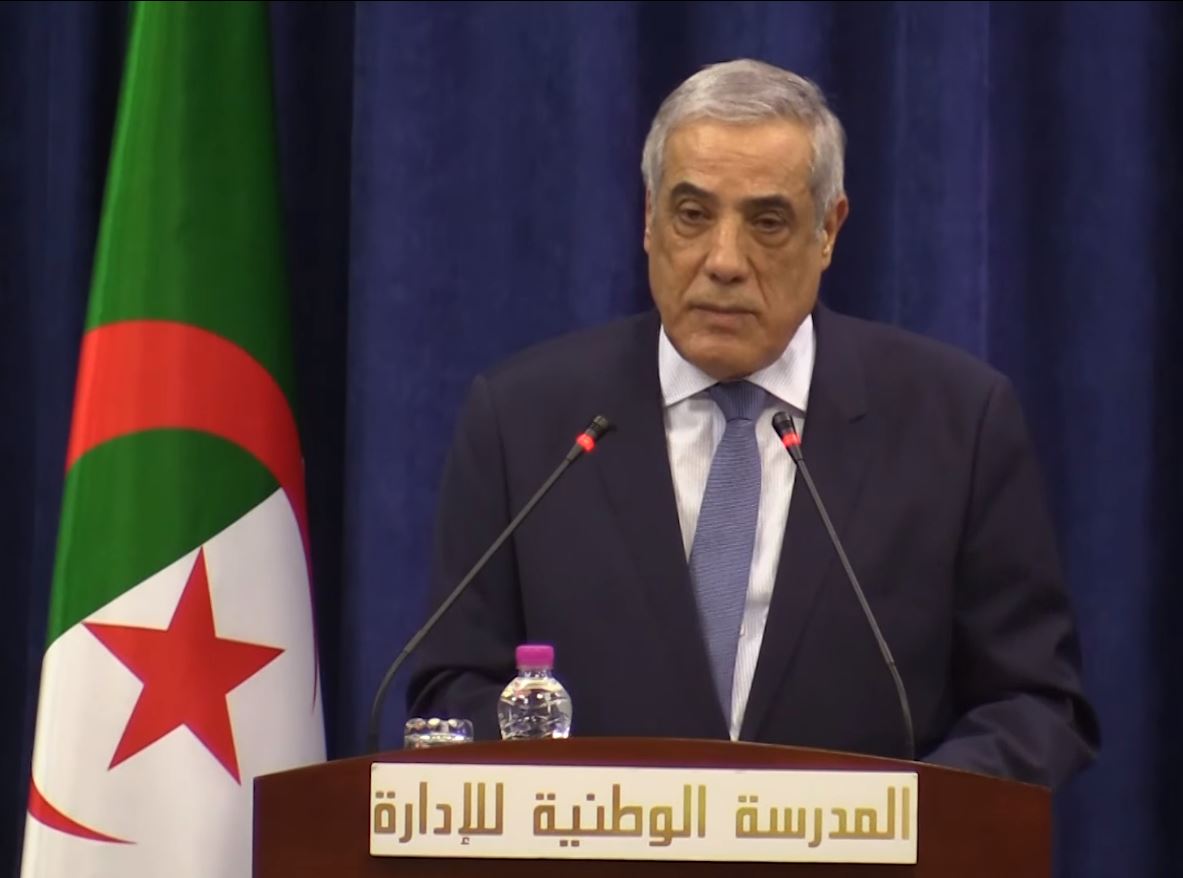 الوزير الأول السيد نذير العرباوي