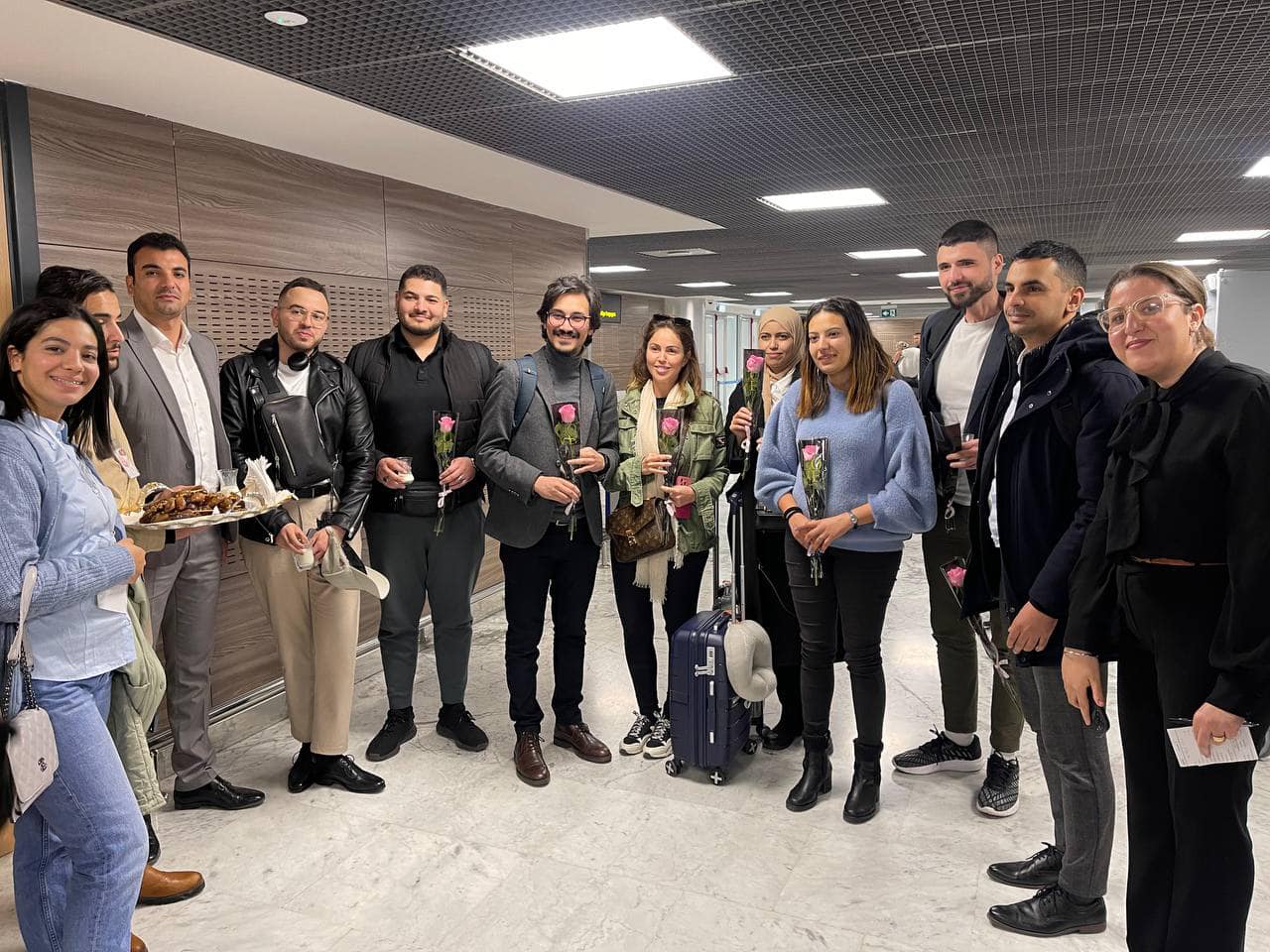 وصول فوج أول من شباب الجالية الوطنية بالخارج لإحياء يوم الشهيد