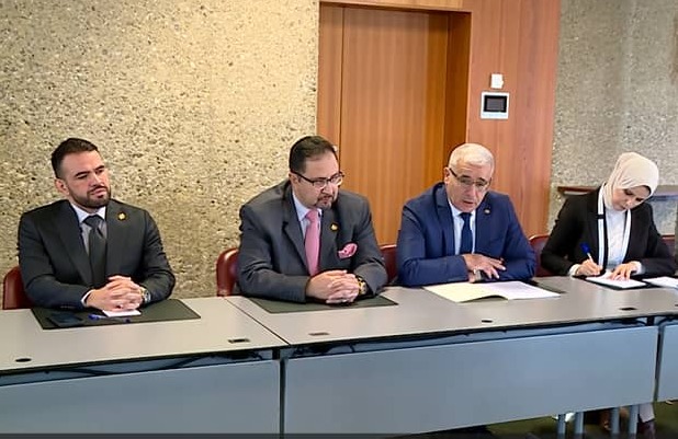 رئيس المجلس الشعبي الوطني يلتقي رئيس مجلس الشيوخ الايرلندي رئيس المجلس الشعبي الوطني يلتقي رئيس مجلس الشيوخ الايرلندي