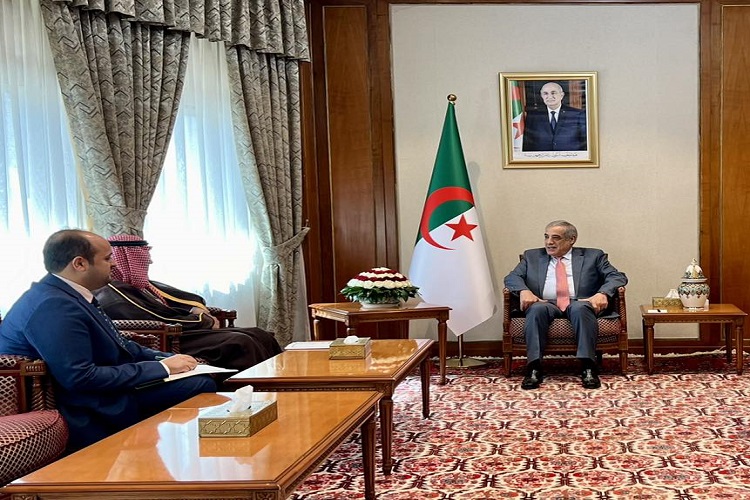 العرباوي مستقبلا السفير السعودي