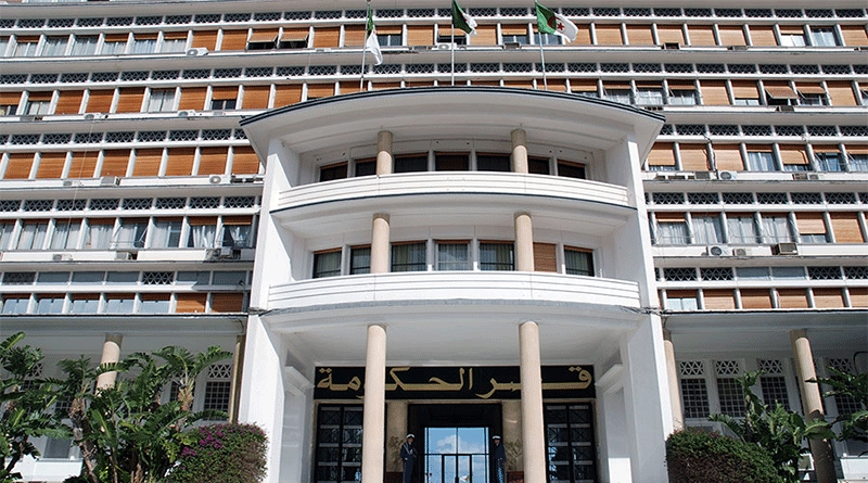 الطاقات المتجددة و مواجهة التغير المناخي، التغطية الصحية، الرقمنة و الأملاك الوقفية محور اجتماع الحكومة   الطاقات المتجددة و مواجهة التغير المناخي، التغطية الصحية، الرقمنة و الأملاك الوقفية محور اجتماع الحكومة