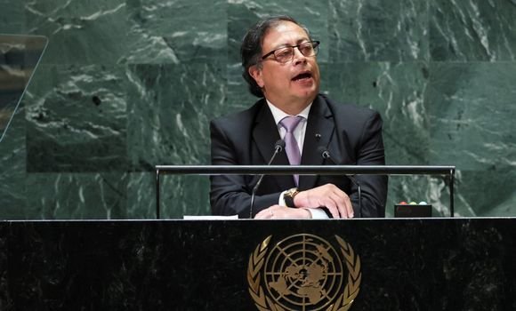 الرئيس الكولومبي، غوستافو بيترو