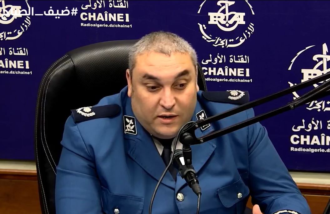 محافظ الشرطة ورئيس مكتب الوقاية المرورية بالمديرية العامة للأمن  الوطني محمد صداقي