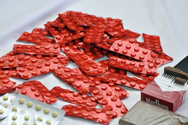 توقيف 13 شخصا وحجز أزيد من 16000 قرص من المؤثرات العقلية بالعاصمة 