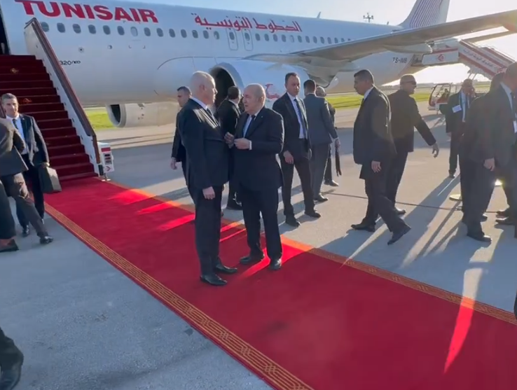 رئيس الجمهورية يستقبل نظيره الرئيس التونسي