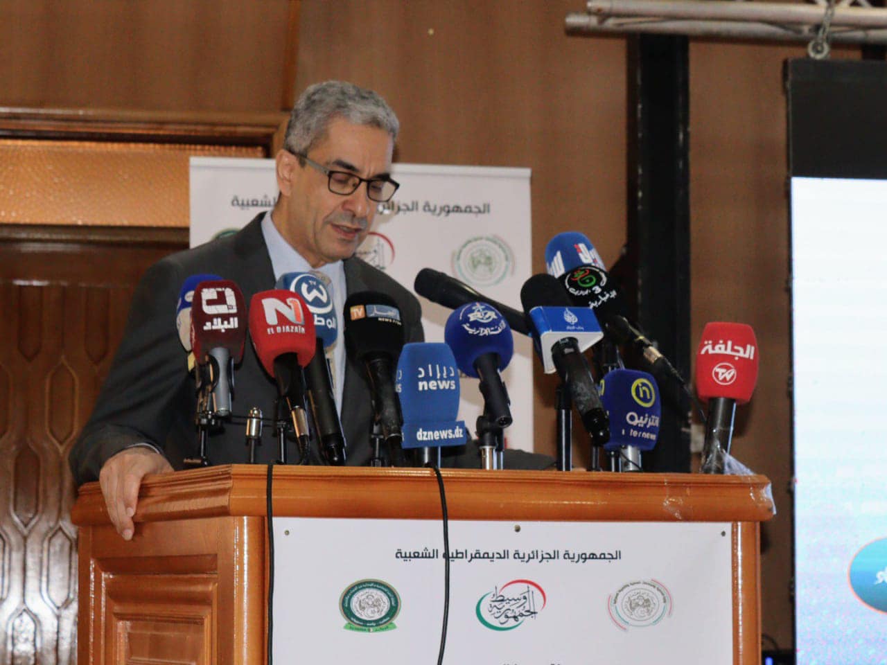 وسيط الجمهورية