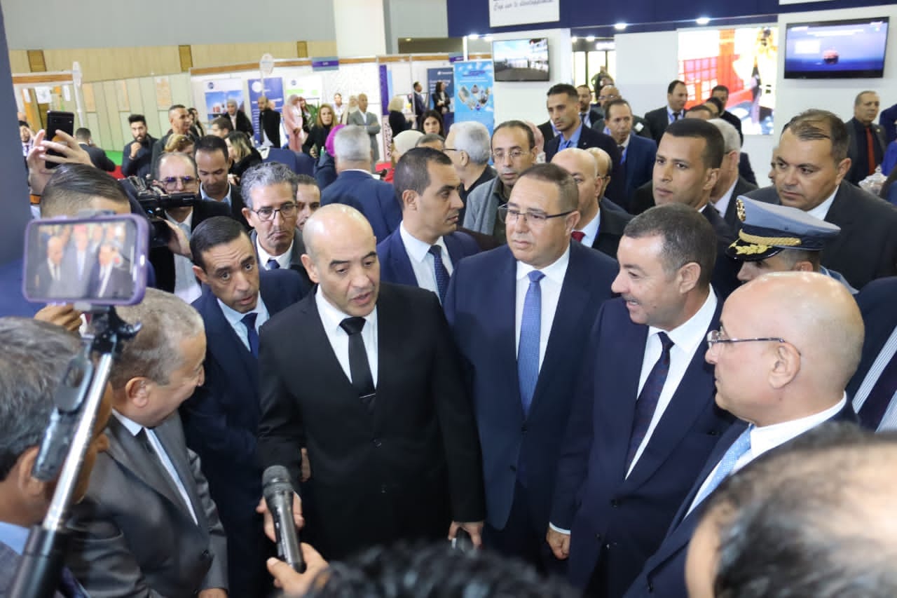 لوجيستيكال