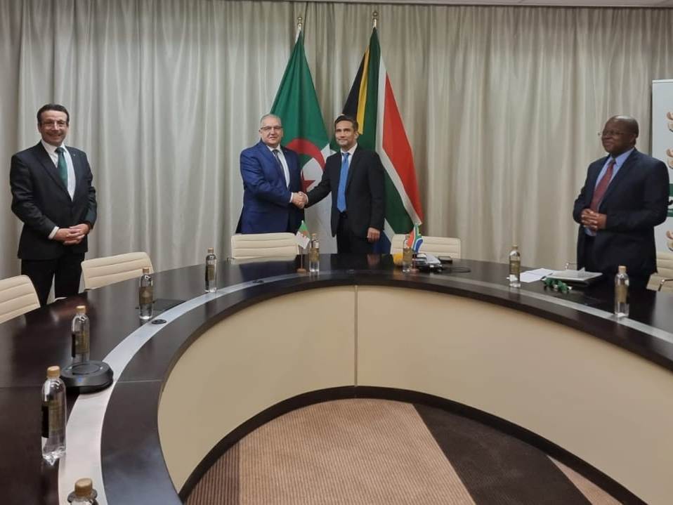 الجزائر-جنوب إفريقيا